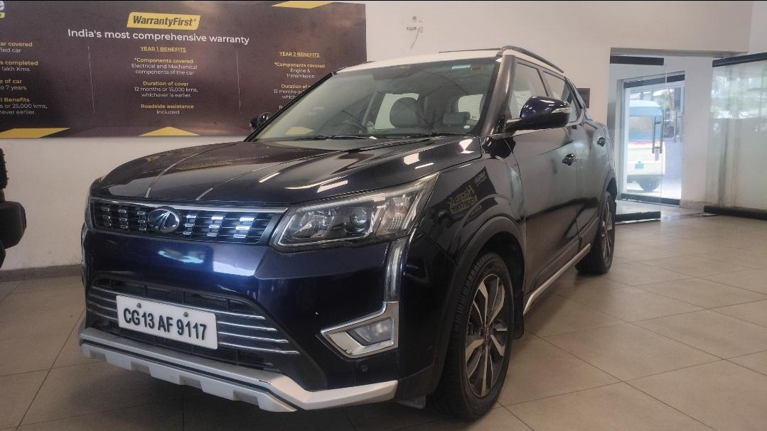 2019 महिंद्रा एक्सयूवी300 W8 (O) Petrol BS IV 2019 महिंद्रा एक्सयूवी300 W8 (O) Petrol BS IV