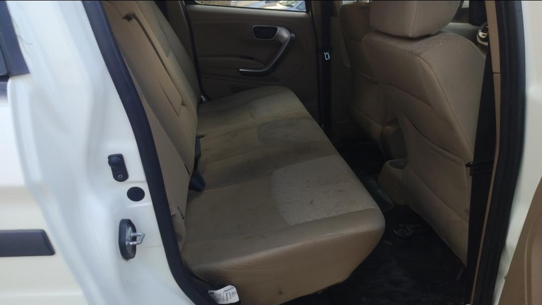 यूज़्ड 2021 महिंद्रा बोलेरो नियो, Balangir Court, Balangir 16 यूज़्ड 2021 महिंद्रा बोलेरो नियो, Balangir Court, Balangir 16