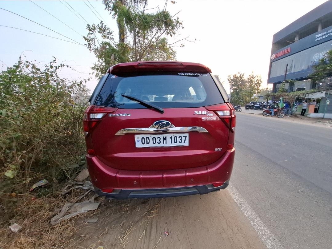 यूज़्ड 2018 महिंद्रा एक्सयूवी500, Balangir 3 यूज़्ड 2018 महिंद्रा एक्सयूवी500, Balangir 3