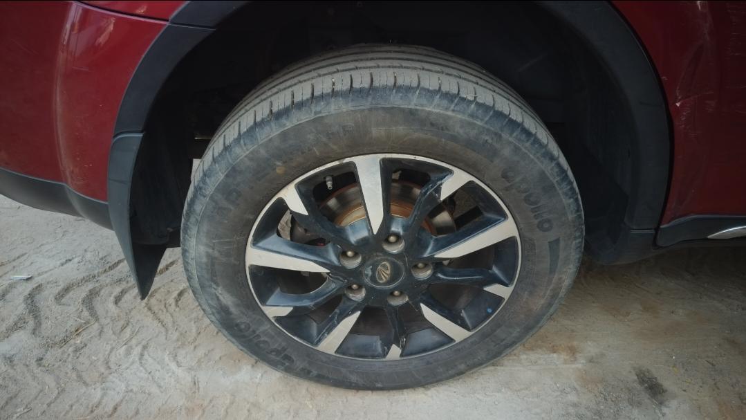 यूज़्ड 2018 महिंद्रा एक्सयूवी500, Balangir 8 यूज़्ड 2018 महिंद्रा एक्सयूवी500, Balangir 8