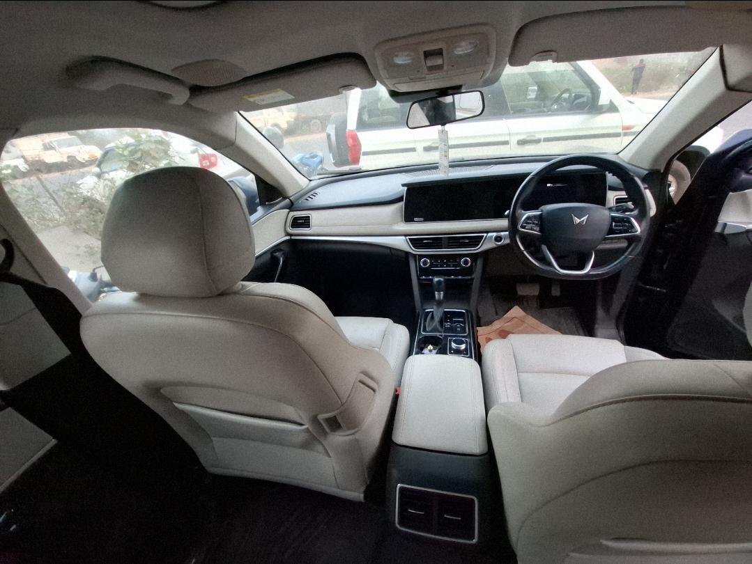 यूज़्ड 2021 महिंद्रा एक्सयूवी700, Balangir Court, Balangir 8 यूज़्ड 2021 महिंद्रा एक्सयूवी700, Balangir Court, Balangir 8