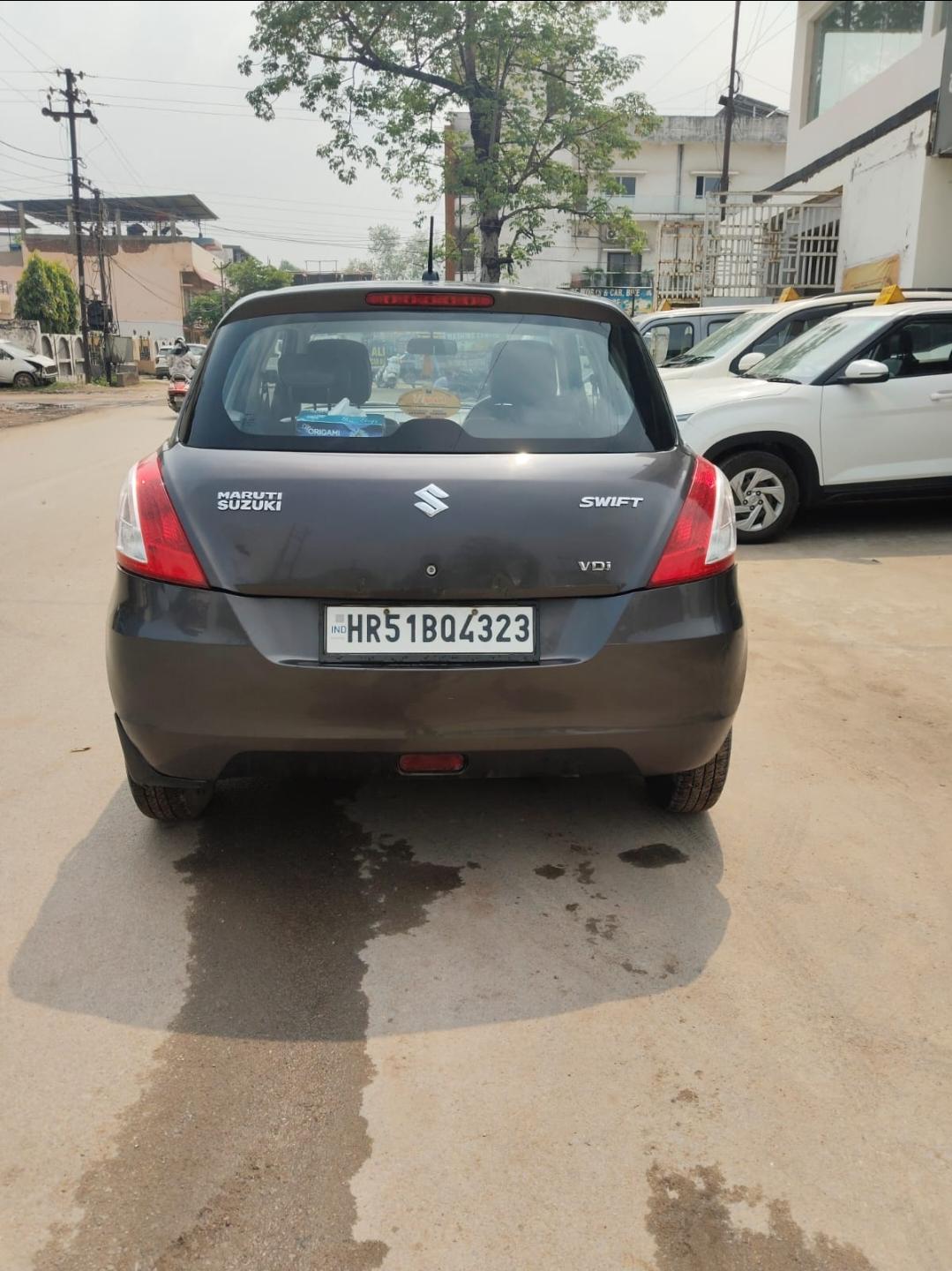 यूज़्ड 2017 मारुति सुजुकी स्विफ्ट, Korba Colliery, Korba 3 यूज़्ड 2017 मारुति सुजुकी स्विफ्ट, Korba Colliery, Korba 3