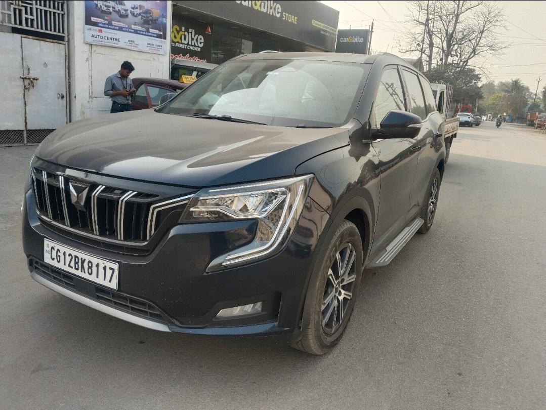 2023 महिंद्रा एक्सयूवी700 AX7 AT AWD Diesel 7 STR 2023 महिंद्रा एक्सयूवी700 AX7 AT AWD Diesel 7 STR