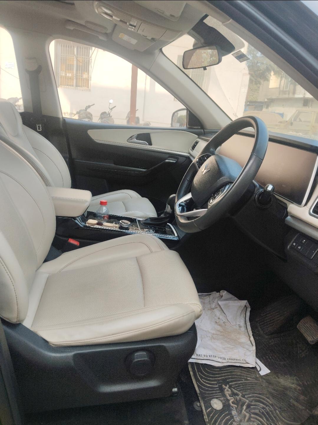 यूज़्ड 2023 महिंद्रा एक्सयूवी700, Korba Colliery, Korba 12 यूज़्ड 2023 महिंद्रा एक्सयूवी700, Korba Colliery, Korba 12