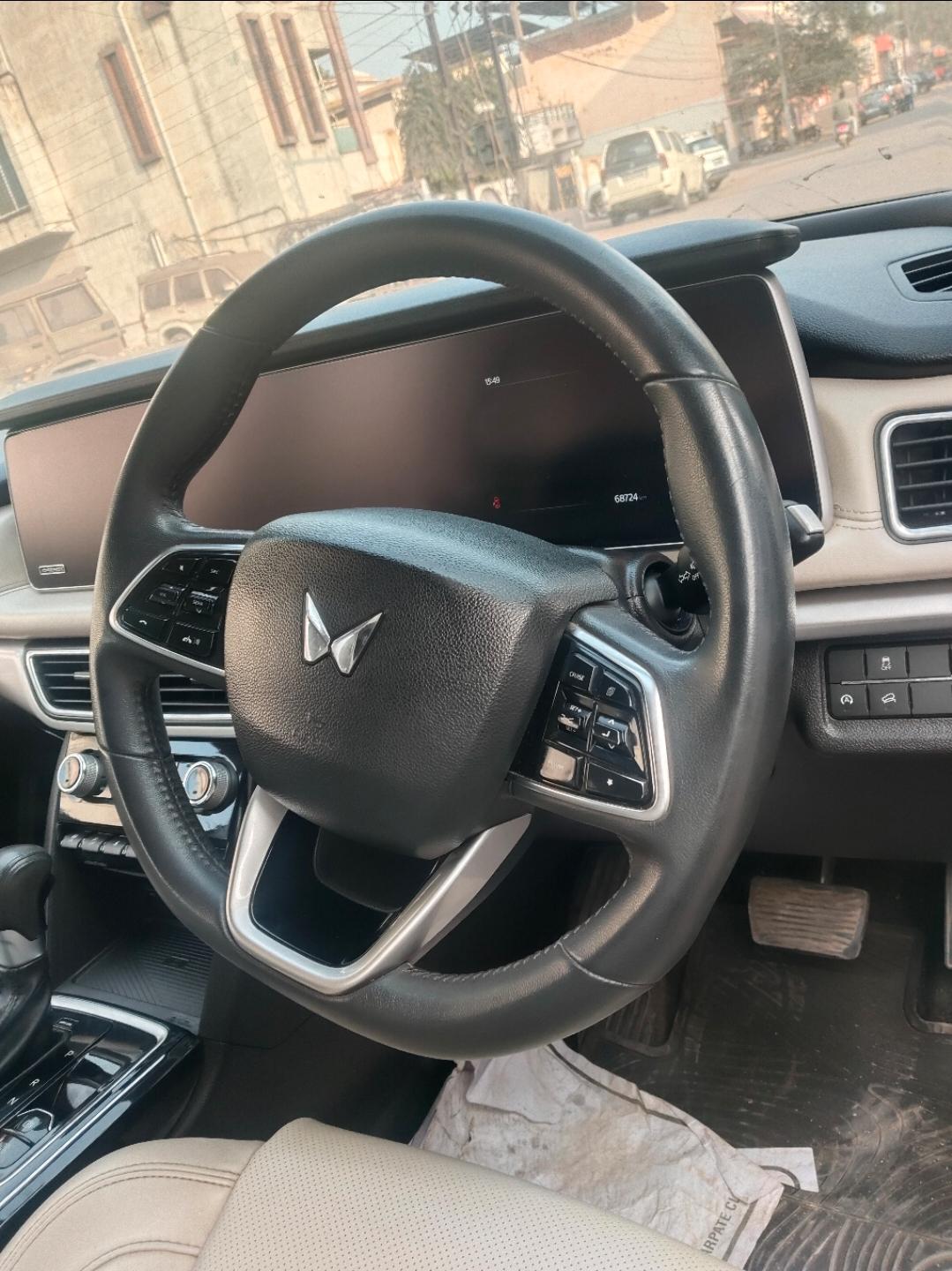 यूज़्ड 2023 महिंद्रा एक्सयूवी700, Korba Colliery, Korba 11 यूज़्ड 2023 महिंद्रा एक्सयूवी700, Korba Colliery, Korba 11