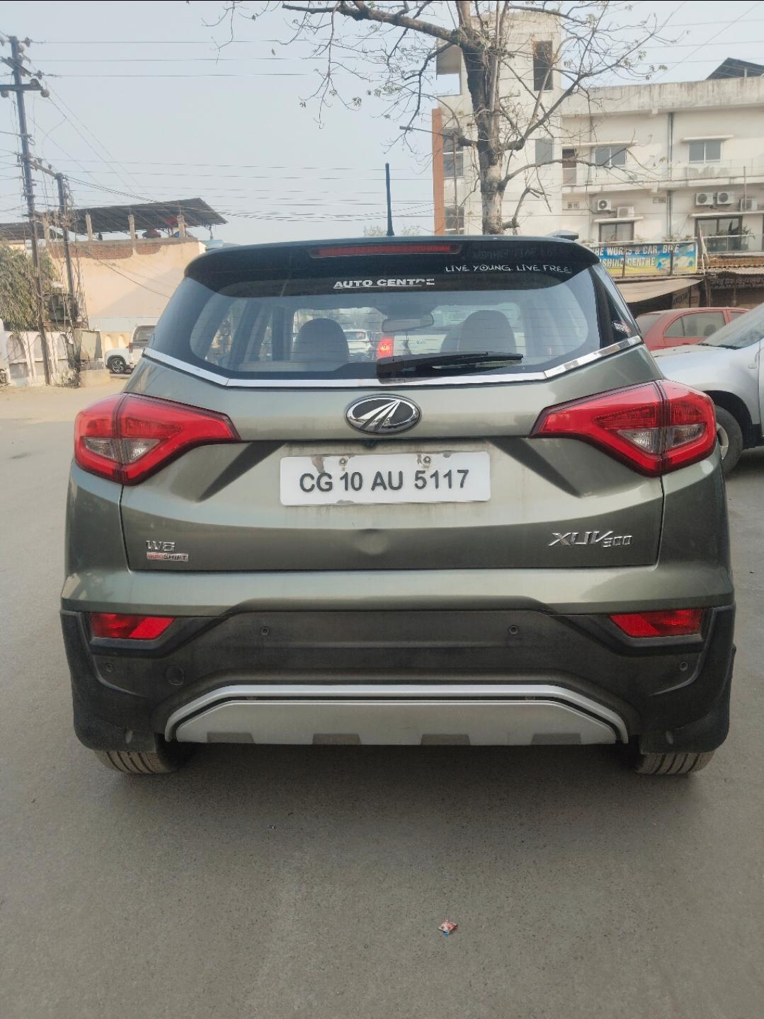 यूज़्ड 2019 महिंद्रा एक्सयूवी300, Korba Colliery, Korba 3 यूज़्ड 2019 महिंद्रा एक्सयूवी300, Korba Colliery, Korba 3