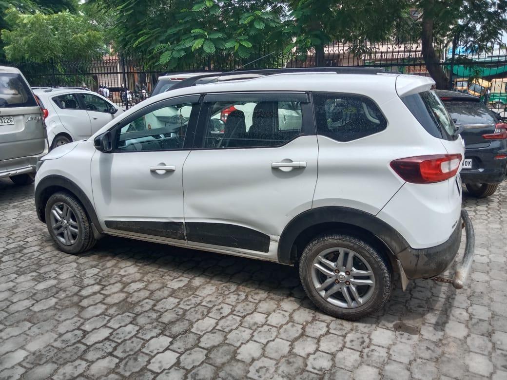 2022 रेनो ट्राइबर RXZ 2022 रेनो ट्राइबर RXZ