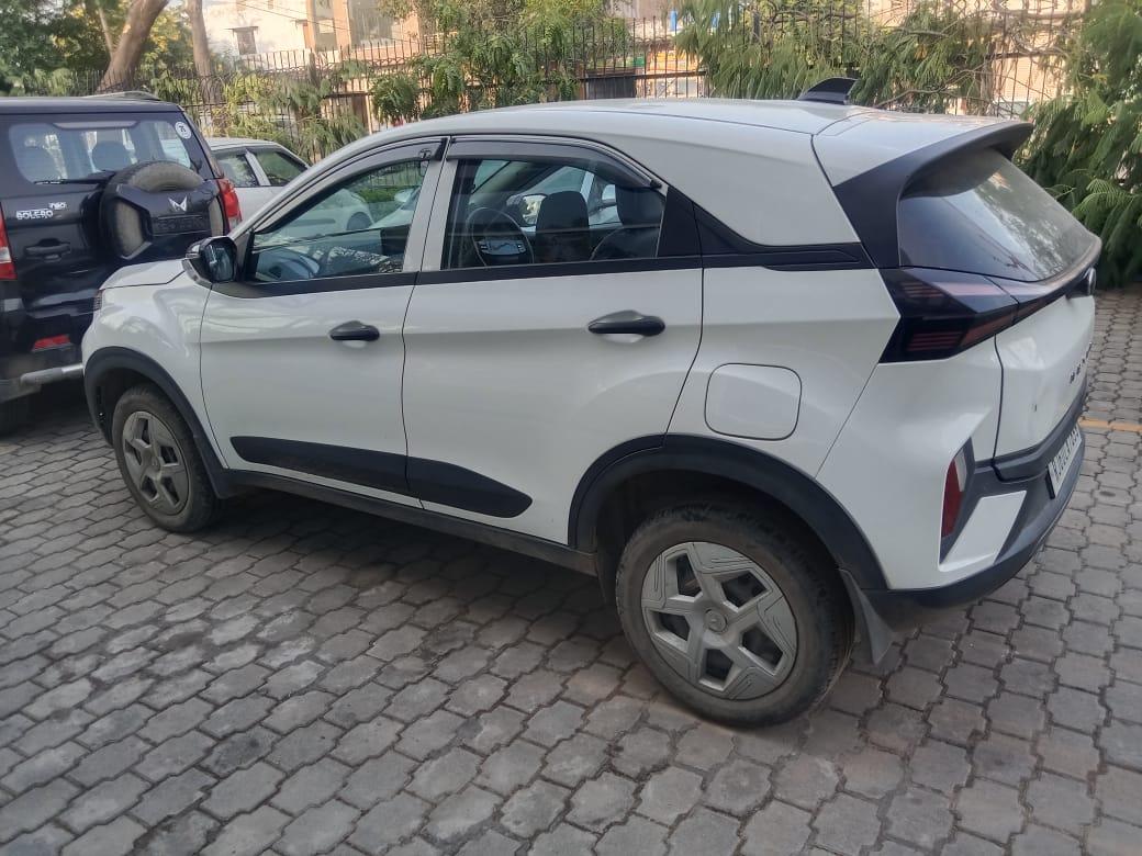 2024 टाटा नेक्सन XZA Plus Petrol Dual Tone 2024 टाटा नेक्सन XZA Plus Petrol Dual Tone