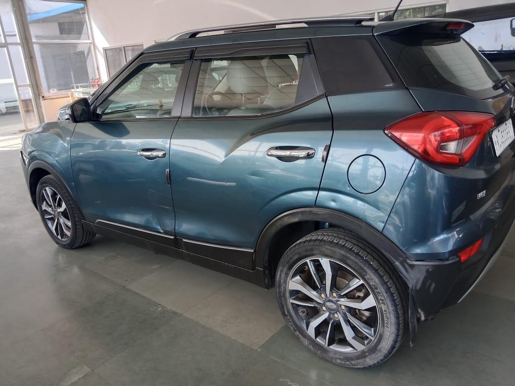 2019 महिंद्रा एक्सयूवी300 W8 (O) Petrol BS IV 2019 महिंद्रा एक्सयूवी300 W8 (O) Petrol BS IV