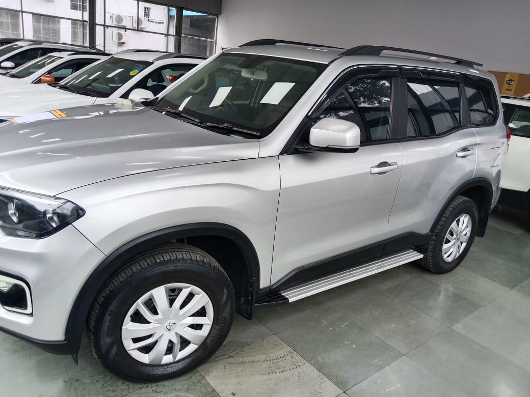 2023 महिंद्रा स्कॉर्पियो-N Z4 E 7 STR Diesel 2023 महिंद्रा स्कॉर्पियो-N Z4 E 7 STR Diesel