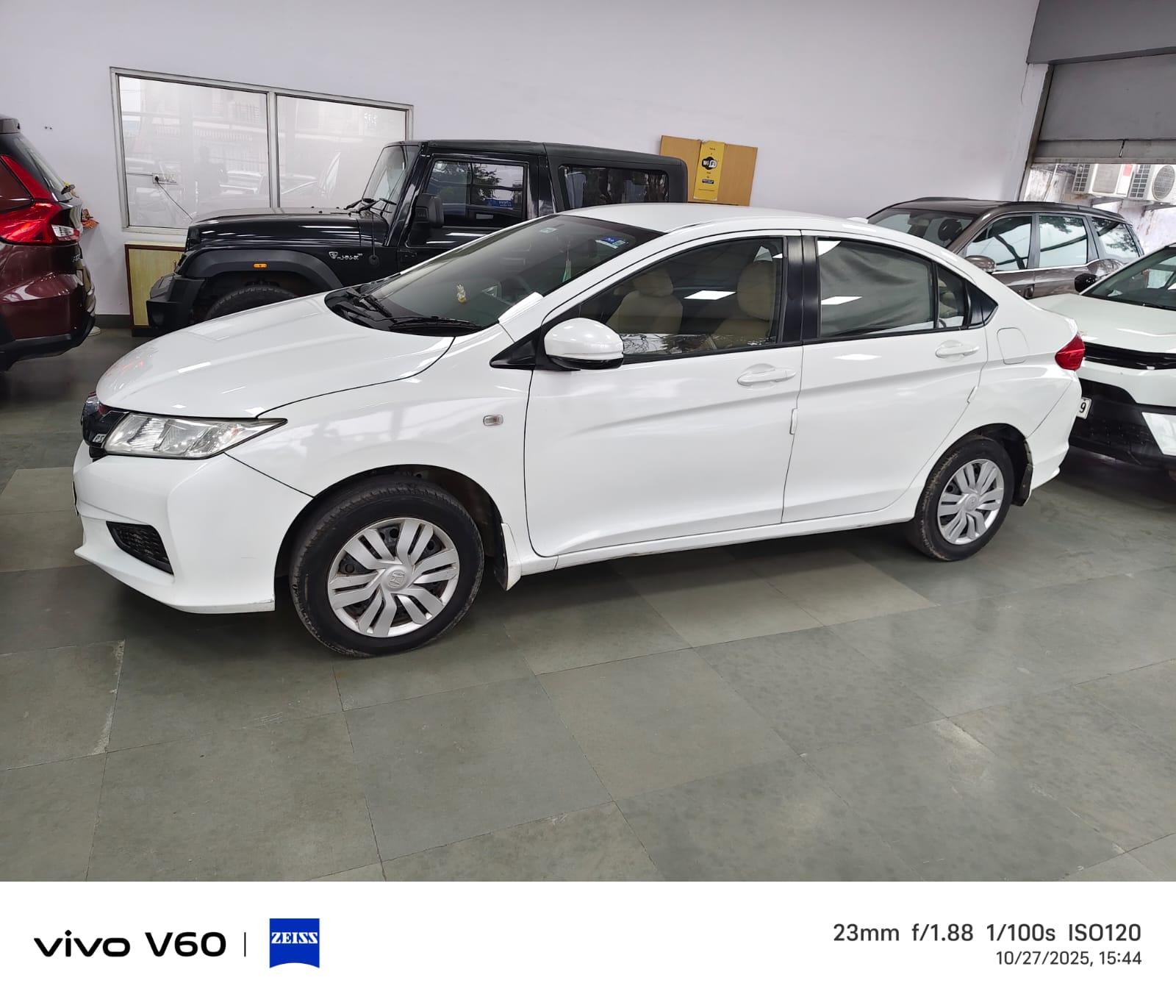 2016 होंडा सिटी SV MT Petrol BS IV 2016 होंडा सिटी SV MT Petrol BS IV