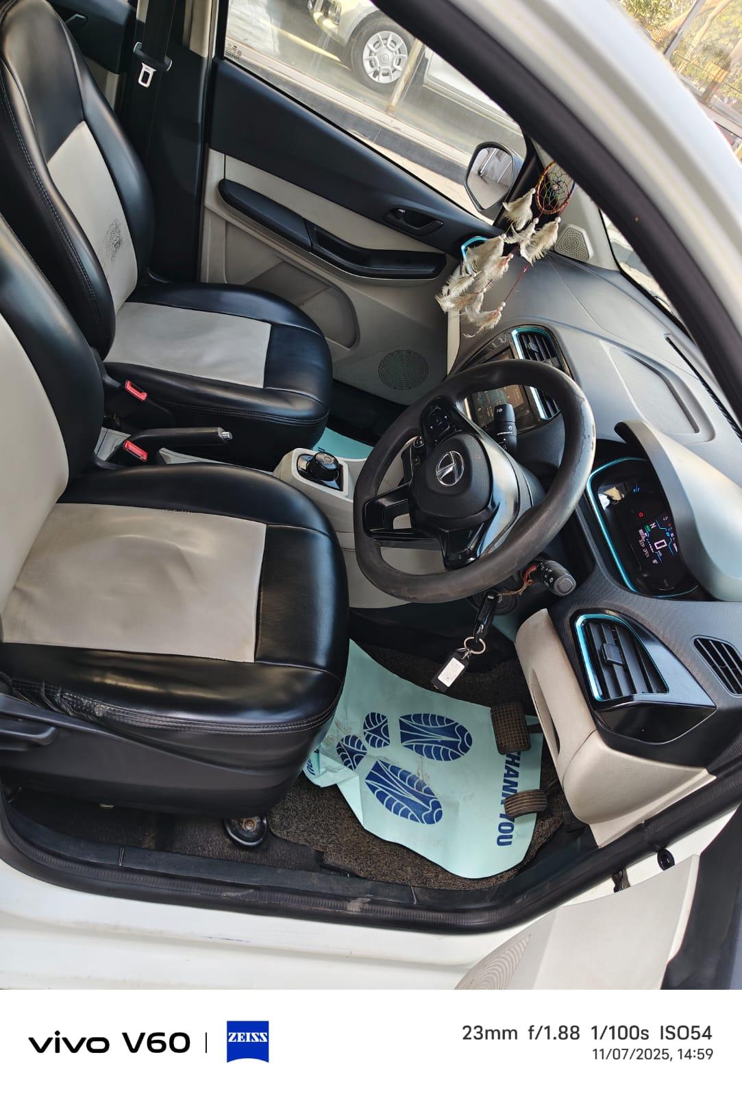 यूज़्ड 2023 टाटा टियागो ईवी, Indra Bazar, Jaipur 7 यूज़्ड 2023 टाटा टियागो ईवी, Indra Bazar, Jaipur 7