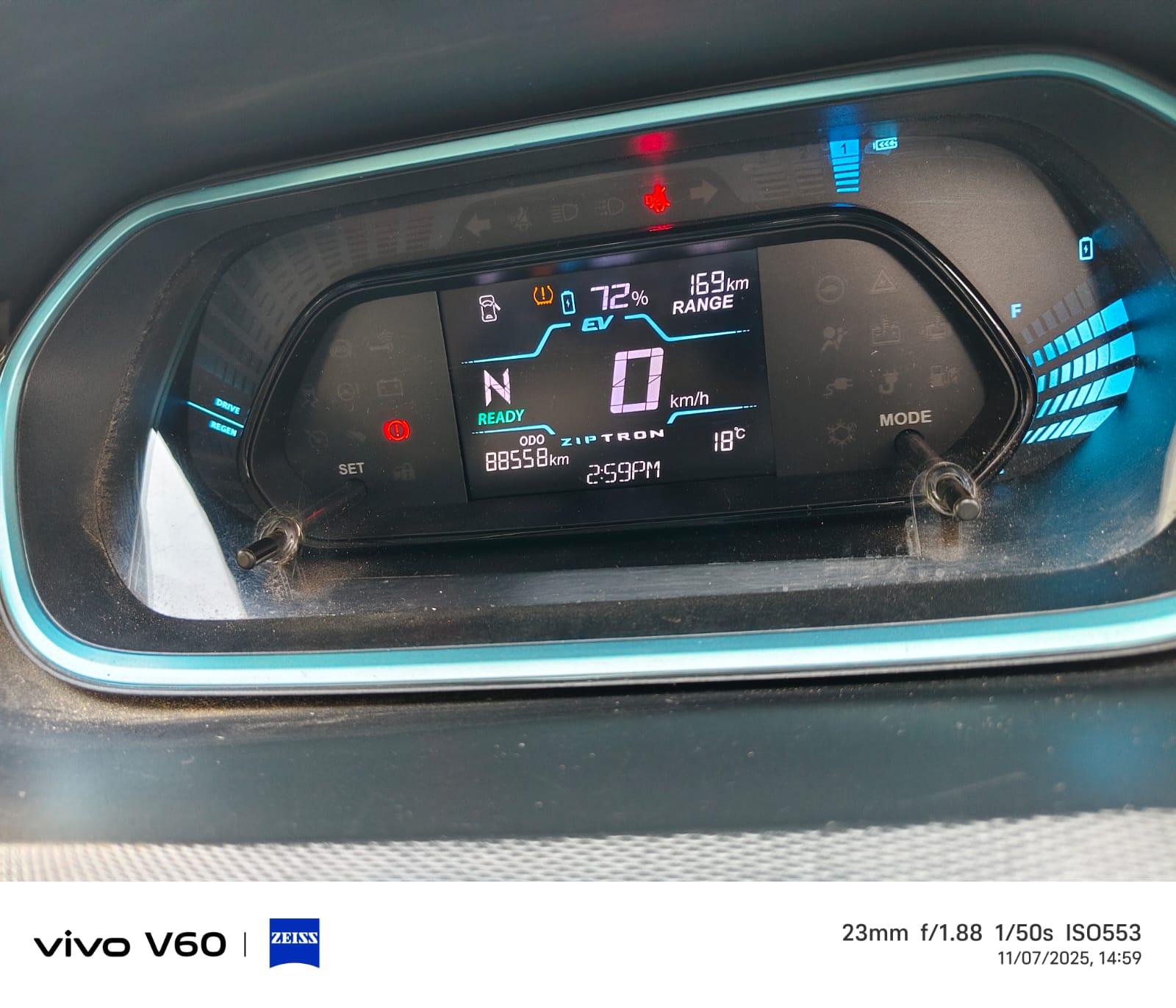 यूज़्ड 2023 टाटा टियागो ईवी, Indra Bazar, Jaipur 6 यूज़्ड 2023 टाटा टियागो ईवी, Indra Bazar, Jaipur 6