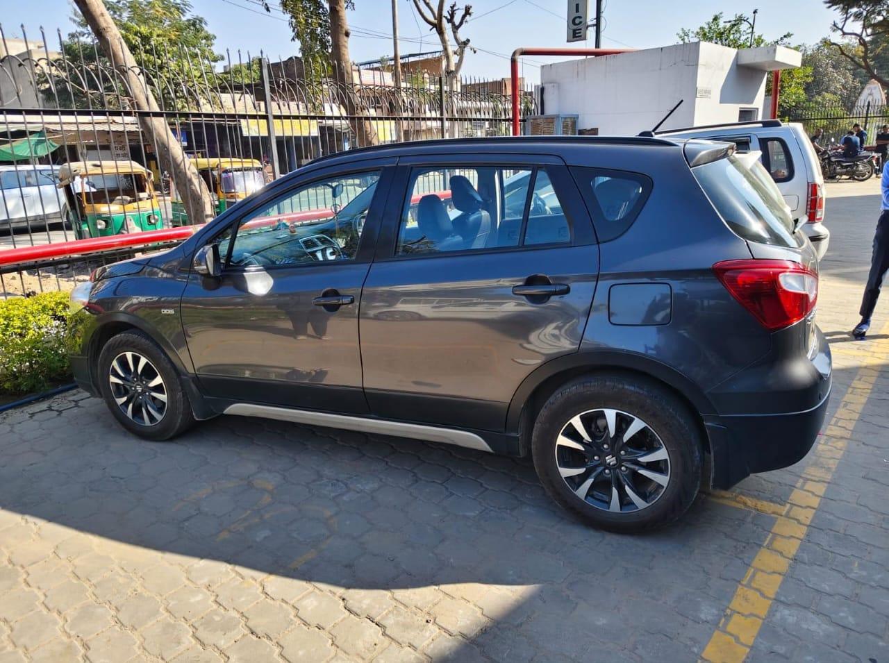 यूज़्ड 2019 मारुति सुजुकी एस-क्रॉस, Indra Bazar, Jaipur 1 यूज़्ड 2019 मारुति सुजुकी एस-क्रॉस, Indra Bazar, Jaipur 1