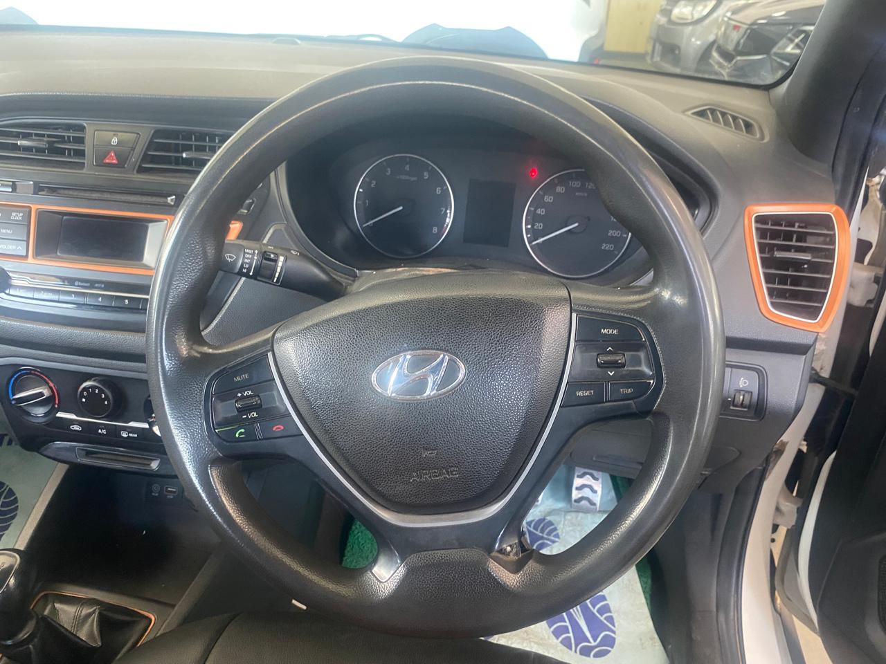 यूज़्ड 2015 ह्युंडई आई20 एक्टिव, Indra Bazar, Jaipur 5 यूज़्ड 2015 ह्युंडई आई20 एक्टिव, Indra Bazar, Jaipur 5