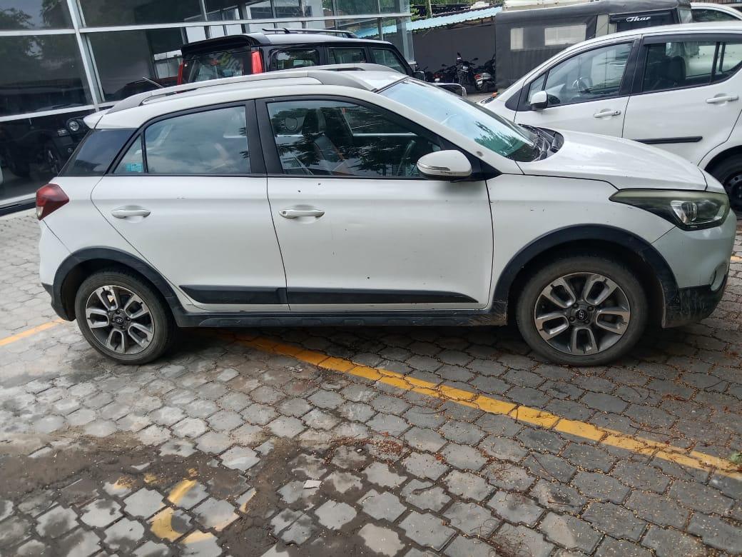 यूज़्ड 2015 ह्युंडई आई20 एक्टिव, Indra Bazar, Jaipur 3 यूज़्ड 2015 ह्युंडई आई20 एक्टिव, Indra Bazar, Jaipur 3