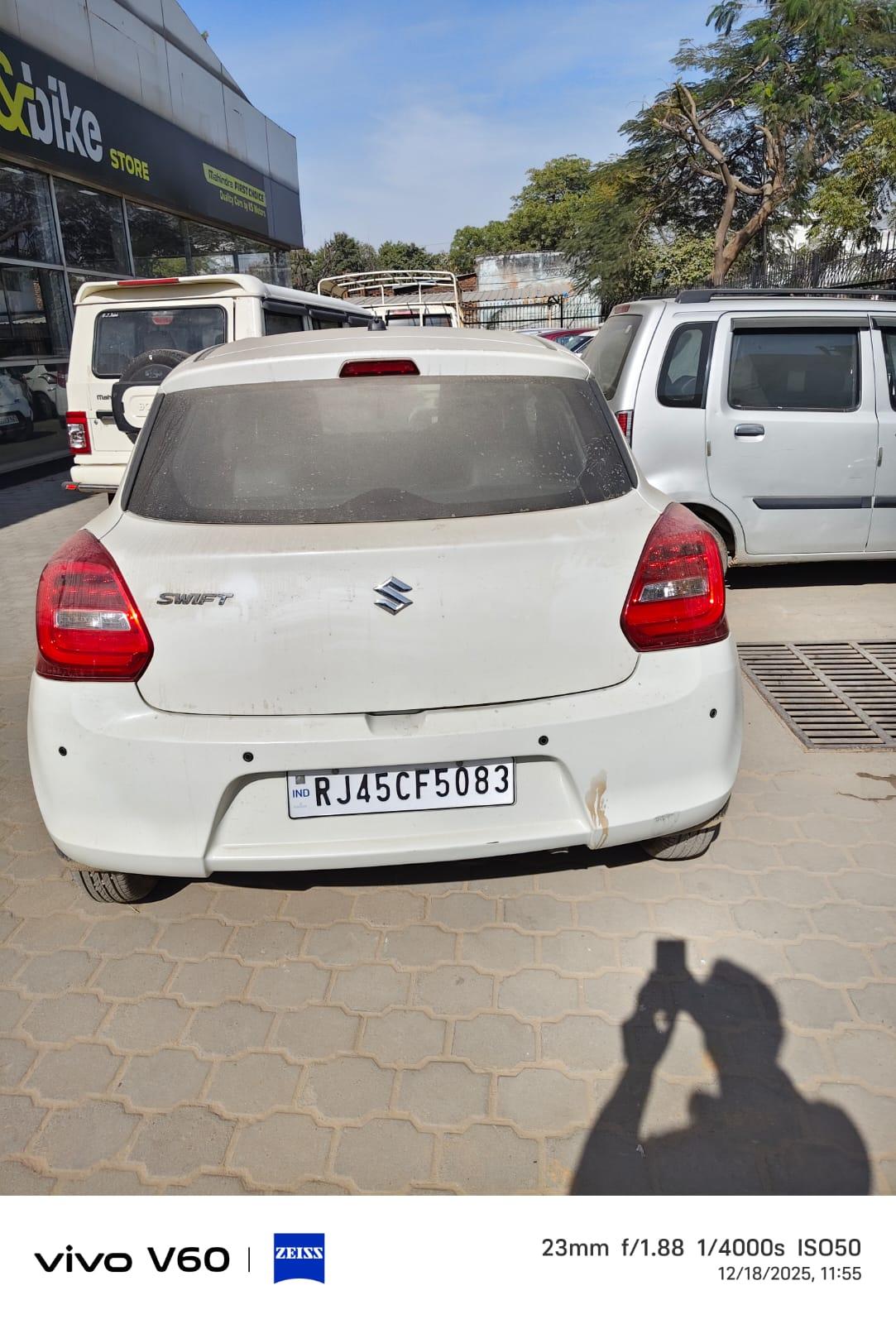 यूज़्ड 2019 मारुति सुजुकी स्विफ्ट, Indra Bazar, Jaipur 2 यूज़्ड 2019 मारुति सुजुकी स्विफ्ट, Indra Bazar, Jaipur 2