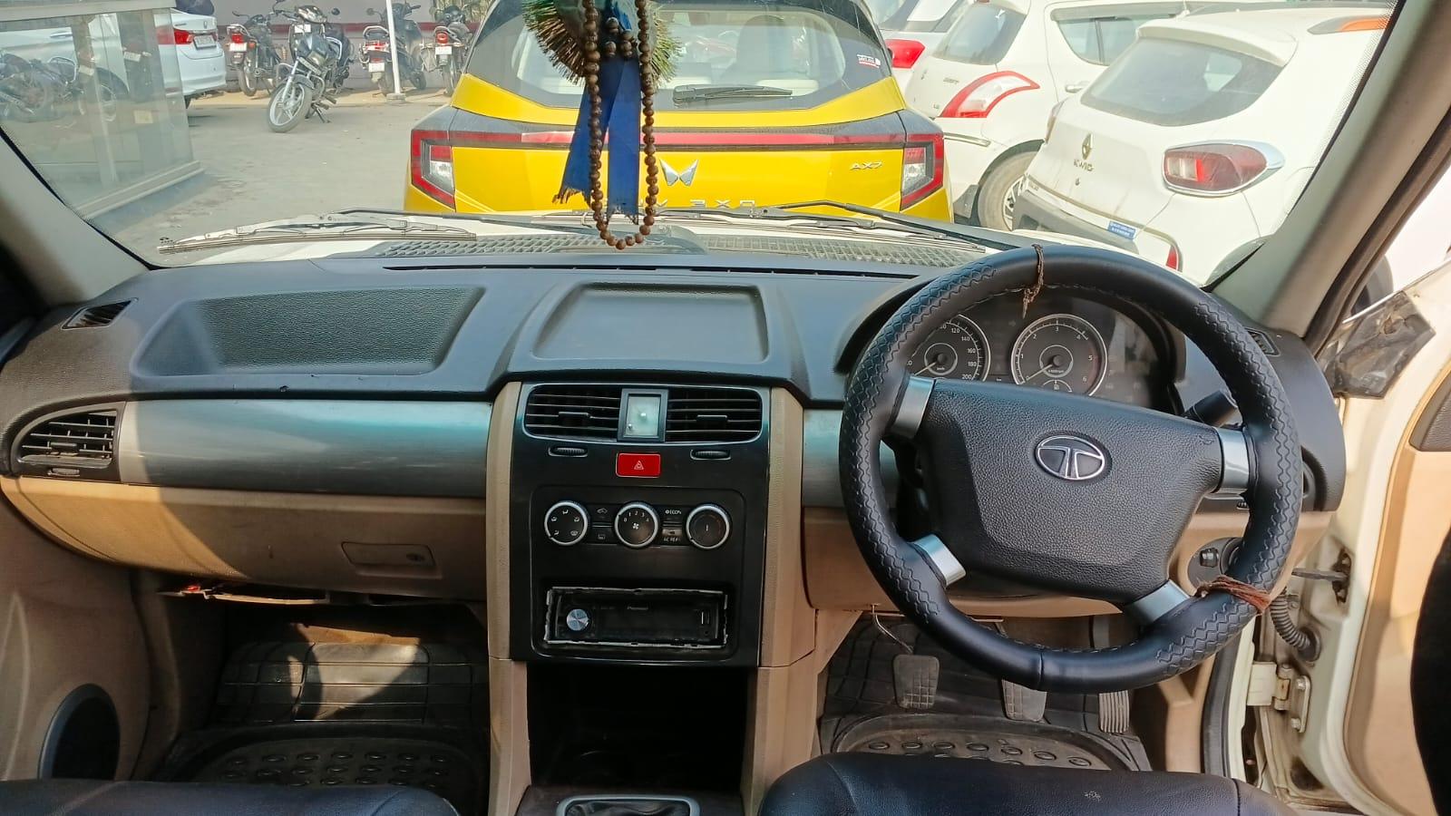 यूज़्ड 2014 टाटा सफारी स्टॉर्म, Indra Bazar, Jaipur 5 यूज़्ड 2014 टाटा सफारी स्टॉर्म, Indra Bazar, Jaipur 5