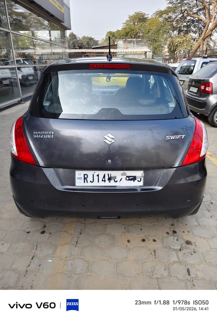 यूज़्ड 2015 मारुति सुजुकी स्विफ्ट, Indra Bazar, Jaipur 2 यूज़्ड 2015 मारुति सुजुकी स्विफ्ट, Indra Bazar, Jaipur 2