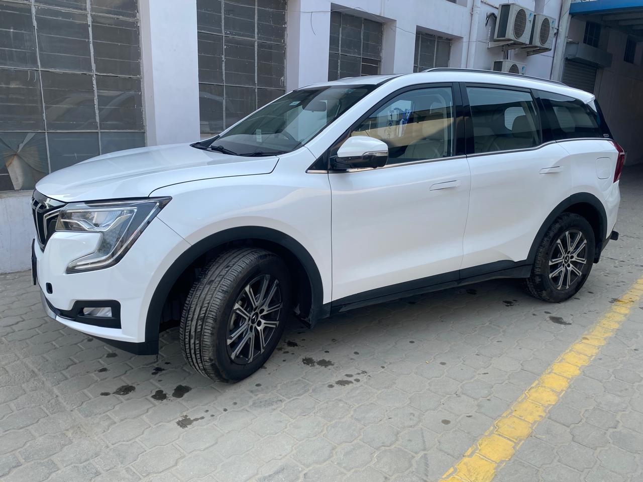 यूज़्ड 2025 महिंद्रा एक्सयूवी700, Indra Bazar, Jaipur 1 यूज़्ड 2025 महिंद्रा एक्सयूवी700, Indra Bazar, Jaipur 1