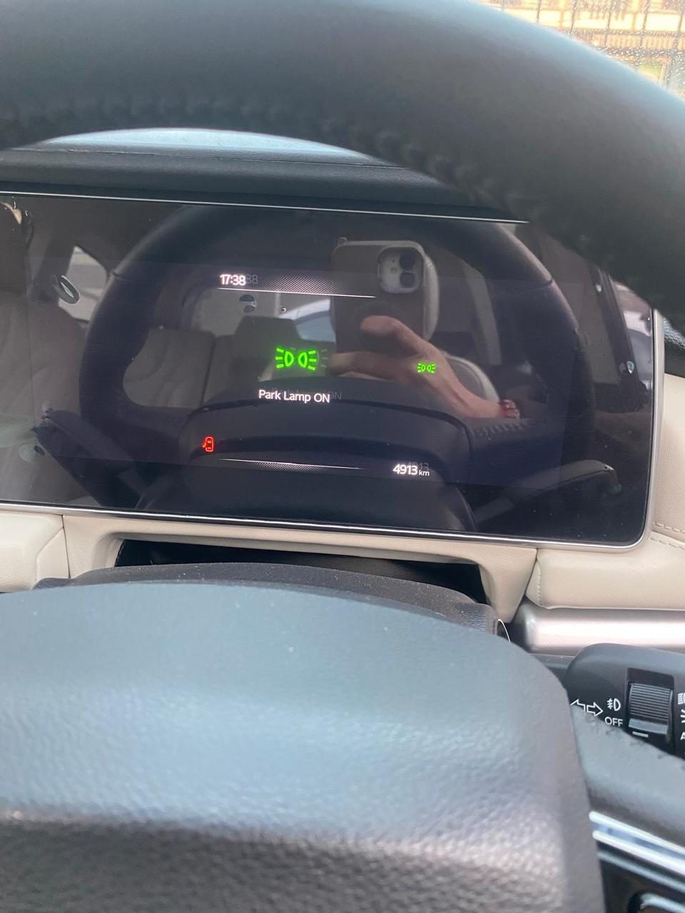 यूज़्ड 2025 महिंद्रा एक्सयूवी700, Indra Bazar, Jaipur 3 यूज़्ड 2025 महिंद्रा एक्सयूवी700, Indra Bazar, Jaipur 3