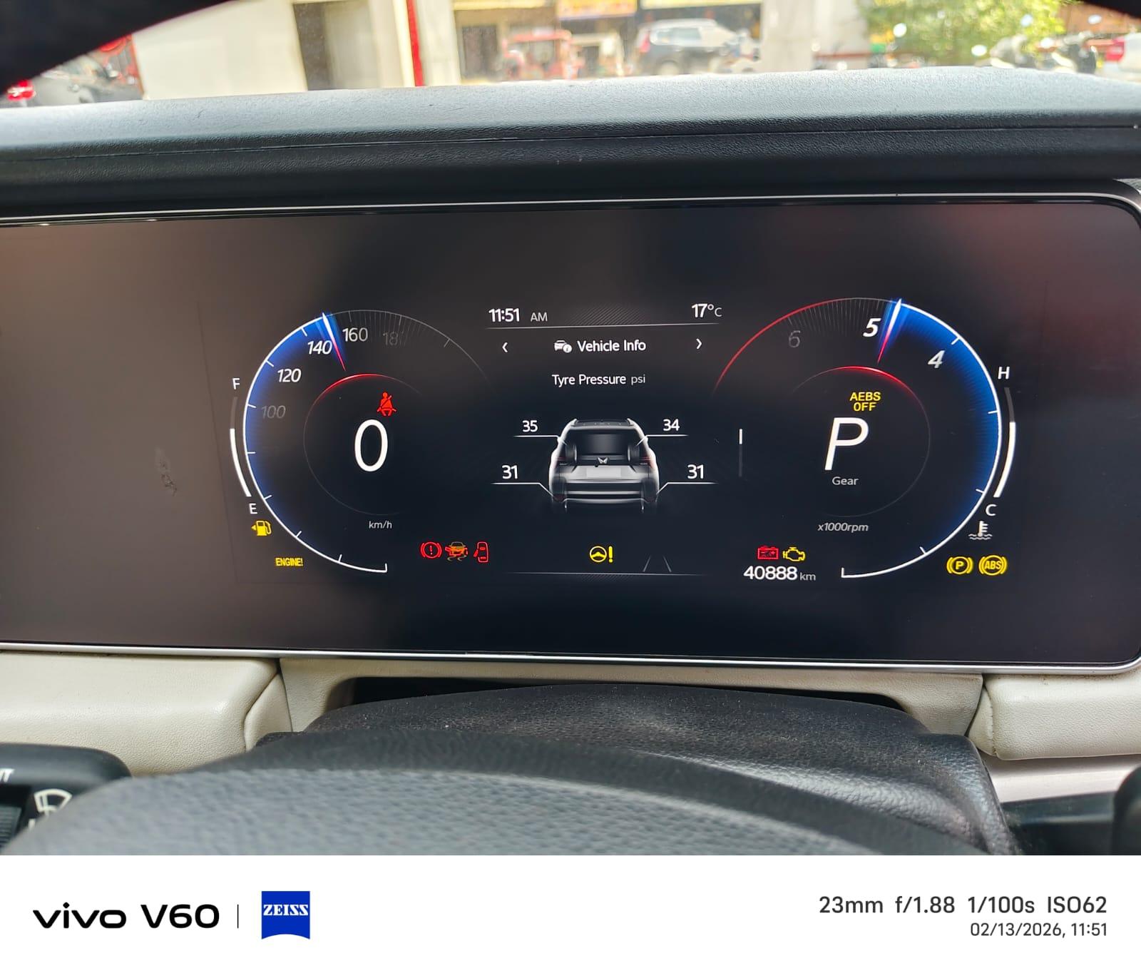 यूज़्ड 2023 महिंद्रा एक्सयूवी700, Indra Bazar, Jaipur 6 यूज़्ड 2023 महिंद्रा एक्सयूवी700, Indra Bazar, Jaipur 6