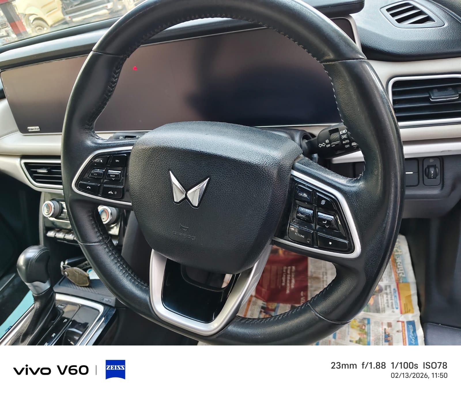 यूज़्ड 2023 महिंद्रा एक्सयूवी700, Indra Bazar, Jaipur 7 यूज़्ड 2023 महिंद्रा एक्सयूवी700, Indra Bazar, Jaipur 7