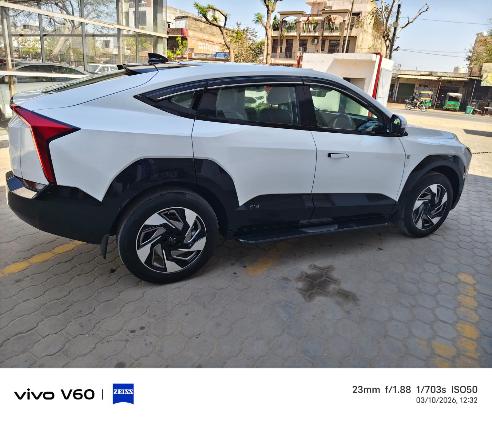 यूज़्ड 2025 महिंद्रा एक्सईवी 9ई, Indra Bazar, Jaipur 3 यूज़्ड 2025 महिंद्रा एक्सईवी 9ई, Indra Bazar, Jaipur 3