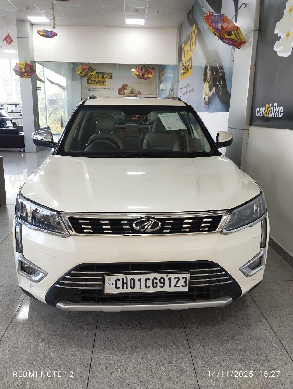 2021 महिंद्रा एक्सयूवी300 W8 Petrol 2021 महिंद्रा एक्सयूवी300 W8 Petrol