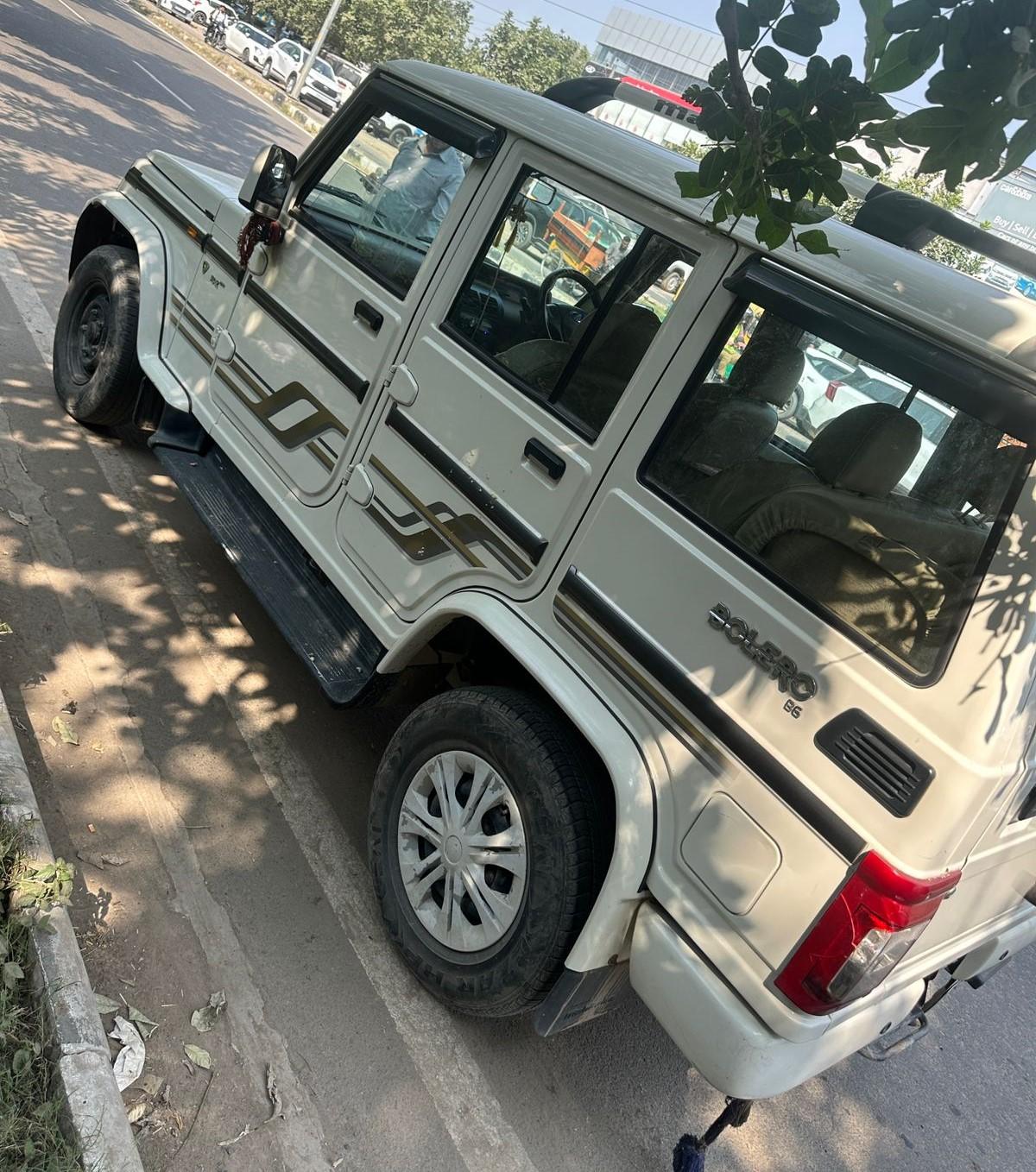 यूज़्ड 2022 महिंद्रा बोलेरो, Sohana, Mohali 1 यूज़्ड 2022 महिंद्रा बोलेरो, Sohana, Mohali 1