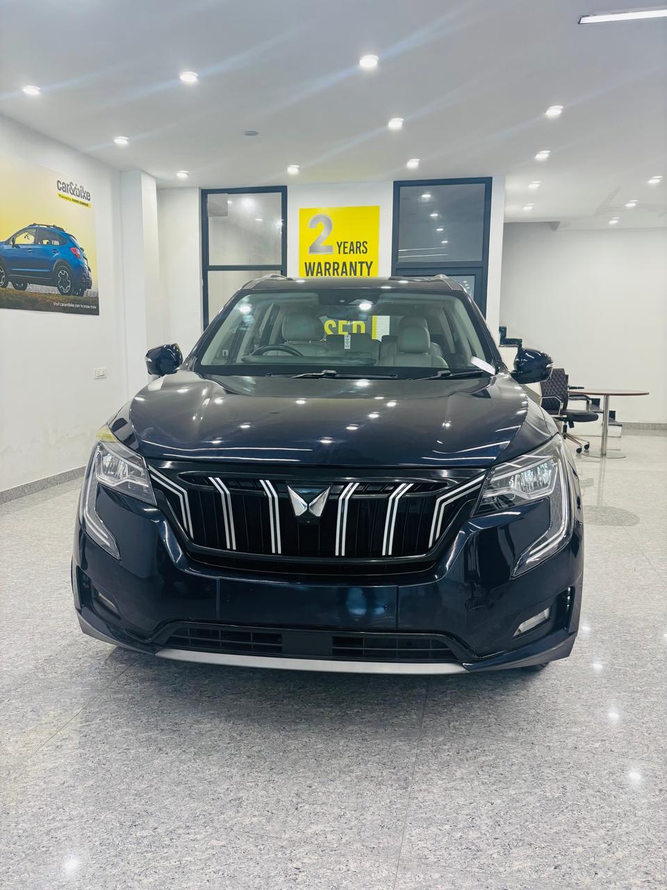 2021 महिंद्रा एक्सयूवी700 AX7 AT Luxury Diesel 7 STR 2021 महिंद्रा एक्सयूवी700 AX7 AT Luxury Diesel 7 STR