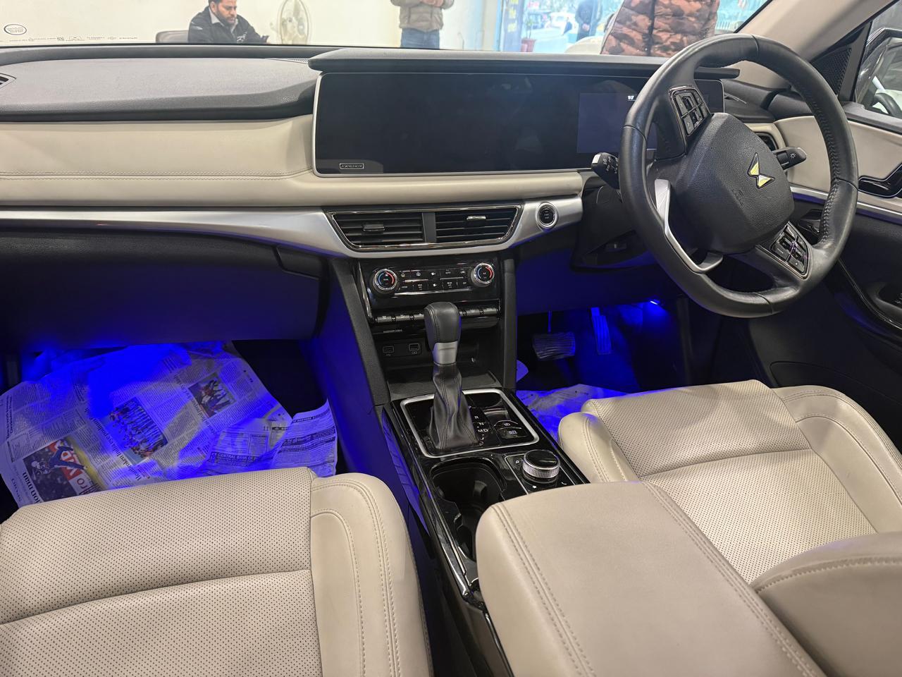 यूज़्ड 2024 महिंद्रा एक्सयूवी700, Fentonganj, Jalandhar 5 यूज़्ड 2024 महिंद्रा एक्सयूवी700, Fentonganj, Jalandhar 5