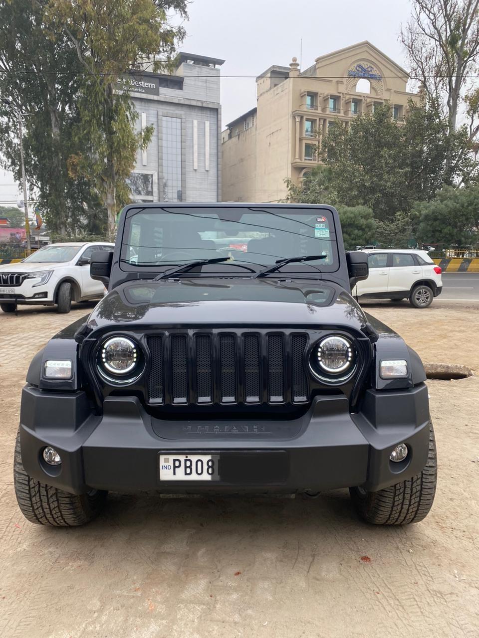 2022 महिंद्रा थार LX Manual 4 Seater Hard Top Diesel 2022 महिंद्रा थार LX Manual 4 Seater Hard Top Diesel