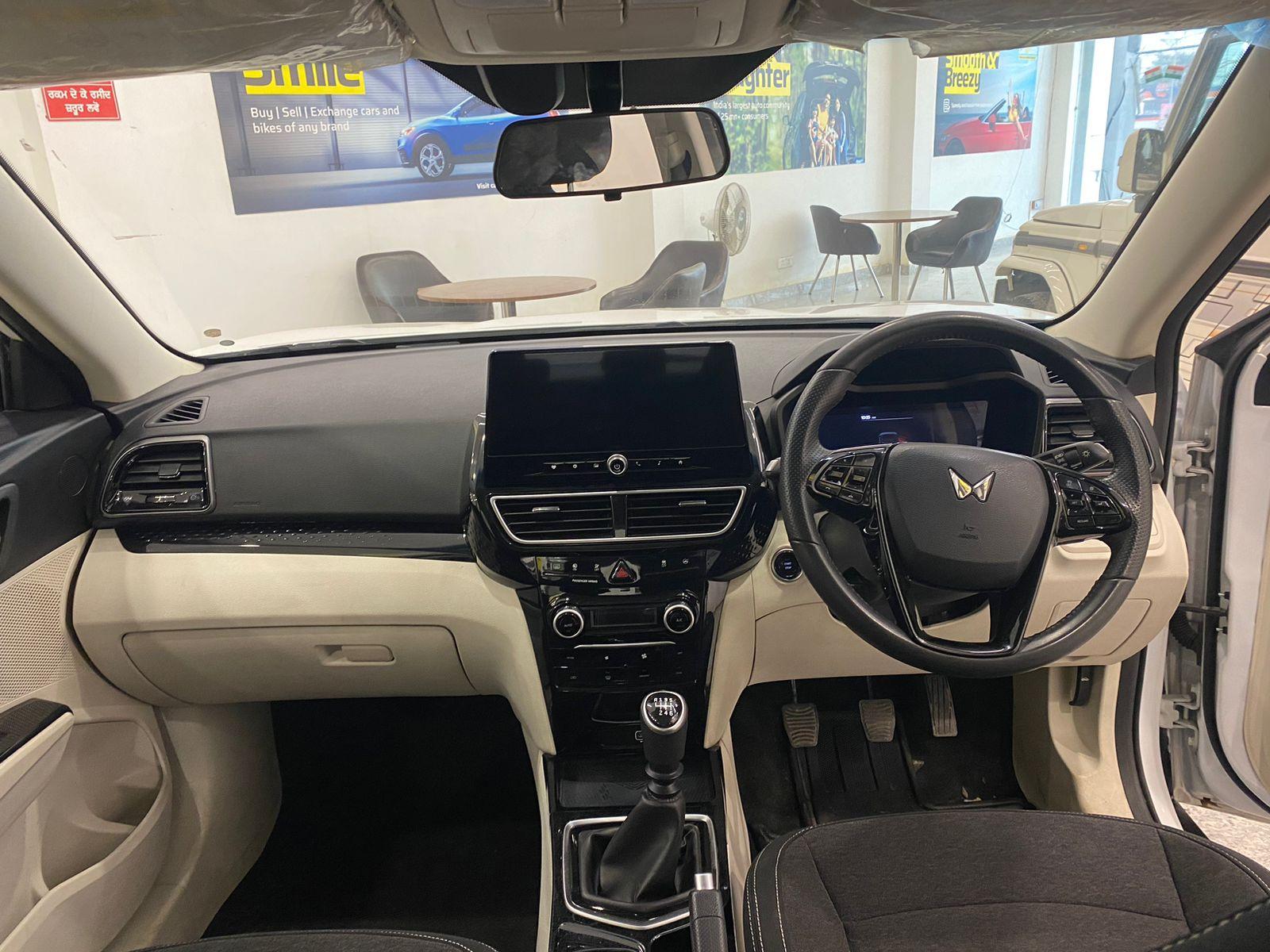 यूज़्ड 2024 महिंद्रा एक्सयूवी 3XO, Fentonganj, Jalandhar 10 यूज़्ड 2024 महिंद्रा एक्सयूवी 3XO, Fentonganj, Jalandhar 10