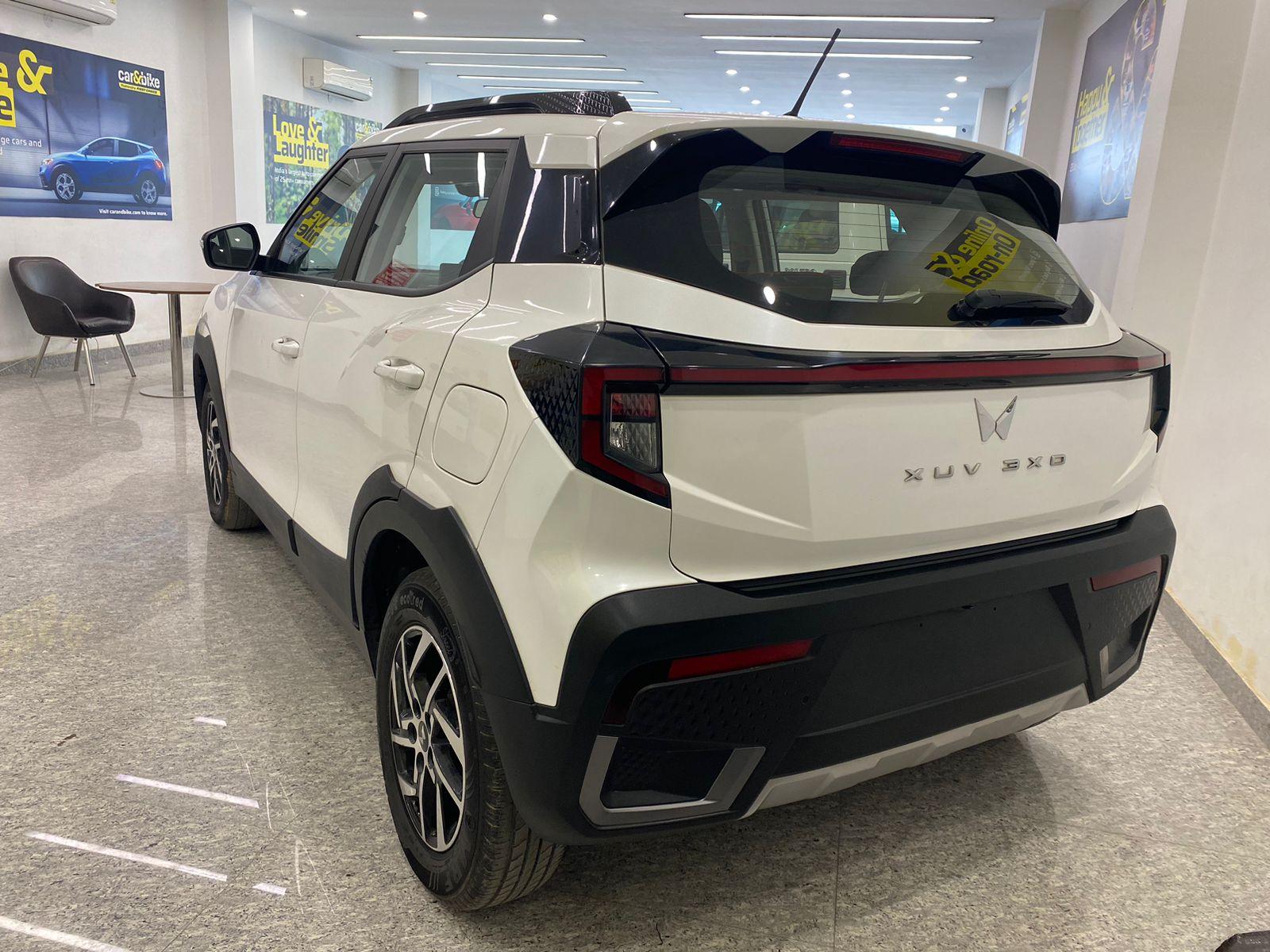 यूज़्ड 2024 महिंद्रा एक्सयूवी 3XO, Fentonganj, Jalandhar 3 यूज़्ड 2024 महिंद्रा एक्सयूवी 3XO, Fentonganj, Jalandhar 3