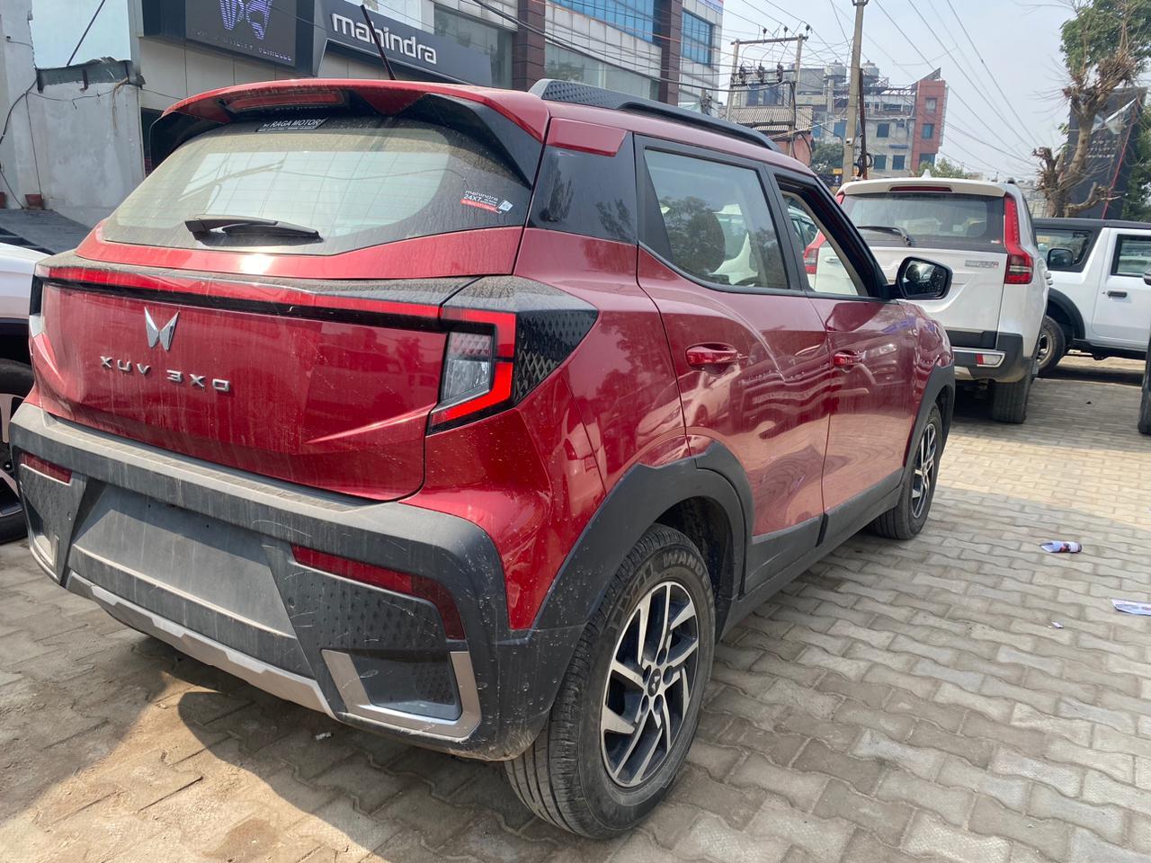 यूज़्ड 2024 महिंद्रा एक्सयूवी 3XO, Fentonganj, Jalandhar 4 यूज़्ड 2024 महिंद्रा एक्सयूवी 3XO, Fentonganj, Jalandhar 4