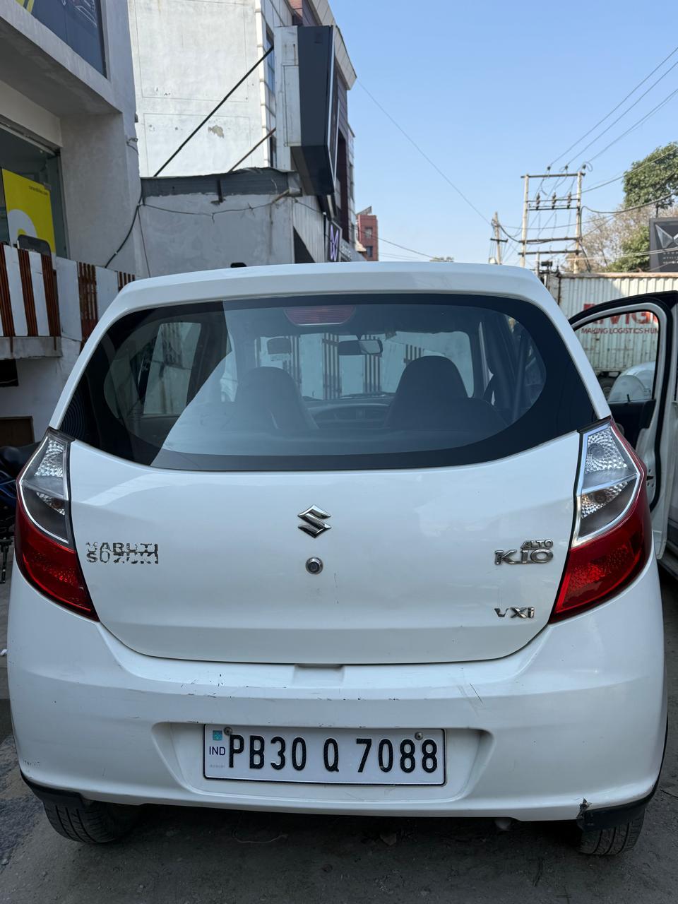 यूज़्ड 2015 मारुति सुजुकी अल्टो 800, Fentonganj, Jalandhar 2 यूज़्ड 2015 मारुति सुजुकी अल्टो 800, Fentonganj, Jalandhar 2