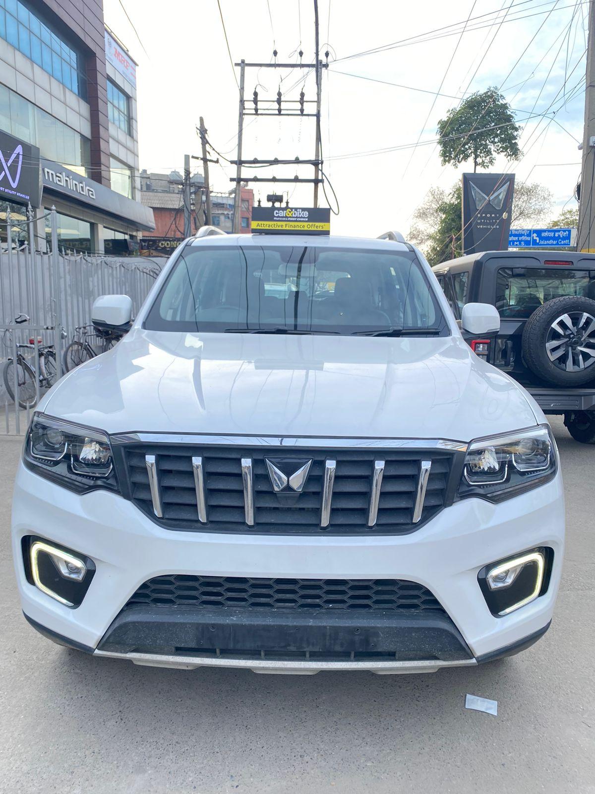 2024 महिंद्रा स्कॉर्पियो-N Z8 7 STR Petrol 2024 महिंद्रा स्कॉर्पियो-N Z8 7 STR Petrol