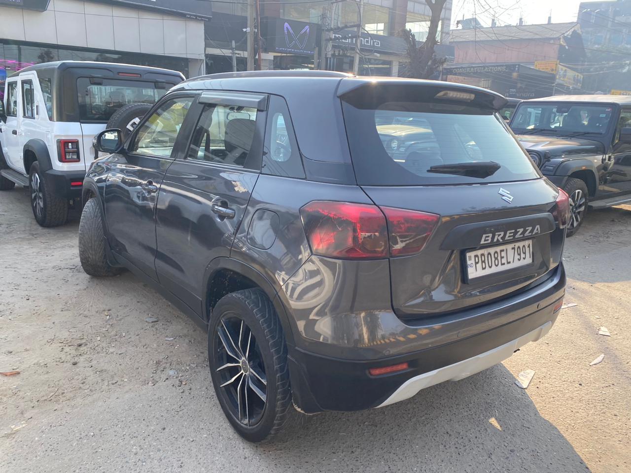 यूज़्ड 2019 मारुति सुजुकी विटारा ब्रेज़ा, Fentonganj, Jalandhar 2 यूज़्ड 2019 मारुति सुजुकी विटारा ब्रेज़ा, Fentonganj, Jalandhar 2