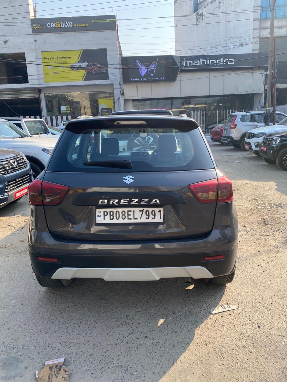 यूज़्ड 2019 मारुति सुजुकी विटारा ब्रेज़ा, Fentonganj, Jalandhar 3 यूज़्ड 2019 मारुति सुजुकी विटारा ब्रेज़ा, Fentonganj, Jalandhar 3