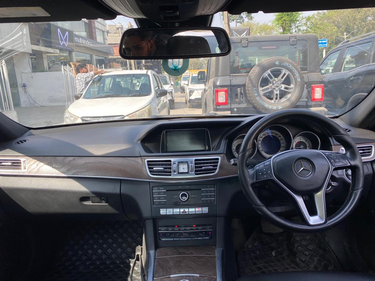 यूज़्ड 2015 मर्सिडीज़-बेंज़ ई-क्लास, Fentonganj, Jalandhar 11 यूज़्ड 2015 मर्सिडीज़-बेंज़ ई-क्लास, Fentonganj, Jalandhar 11