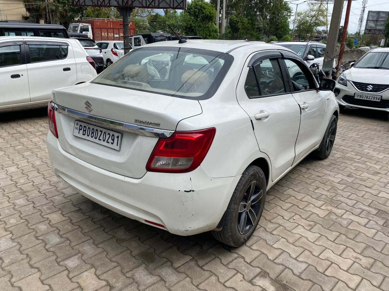 यूज़्ड 2018 मारुति सुजुकी डिजायर, Fentonganj, Jalandhar 4 यूज़्ड 2018 मारुति सुजुकी डिजायर, Fentonganj, Jalandhar 4