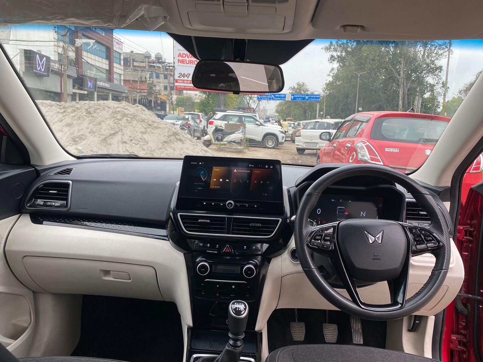 यूज़्ड 2024 महिंद्रा एक्सयूवी 3XO, Fentonganj, Jalandhar 9 यूज़्ड 2024 महिंद्रा एक्सयूवी 3XO, Fentonganj, Jalandhar 9