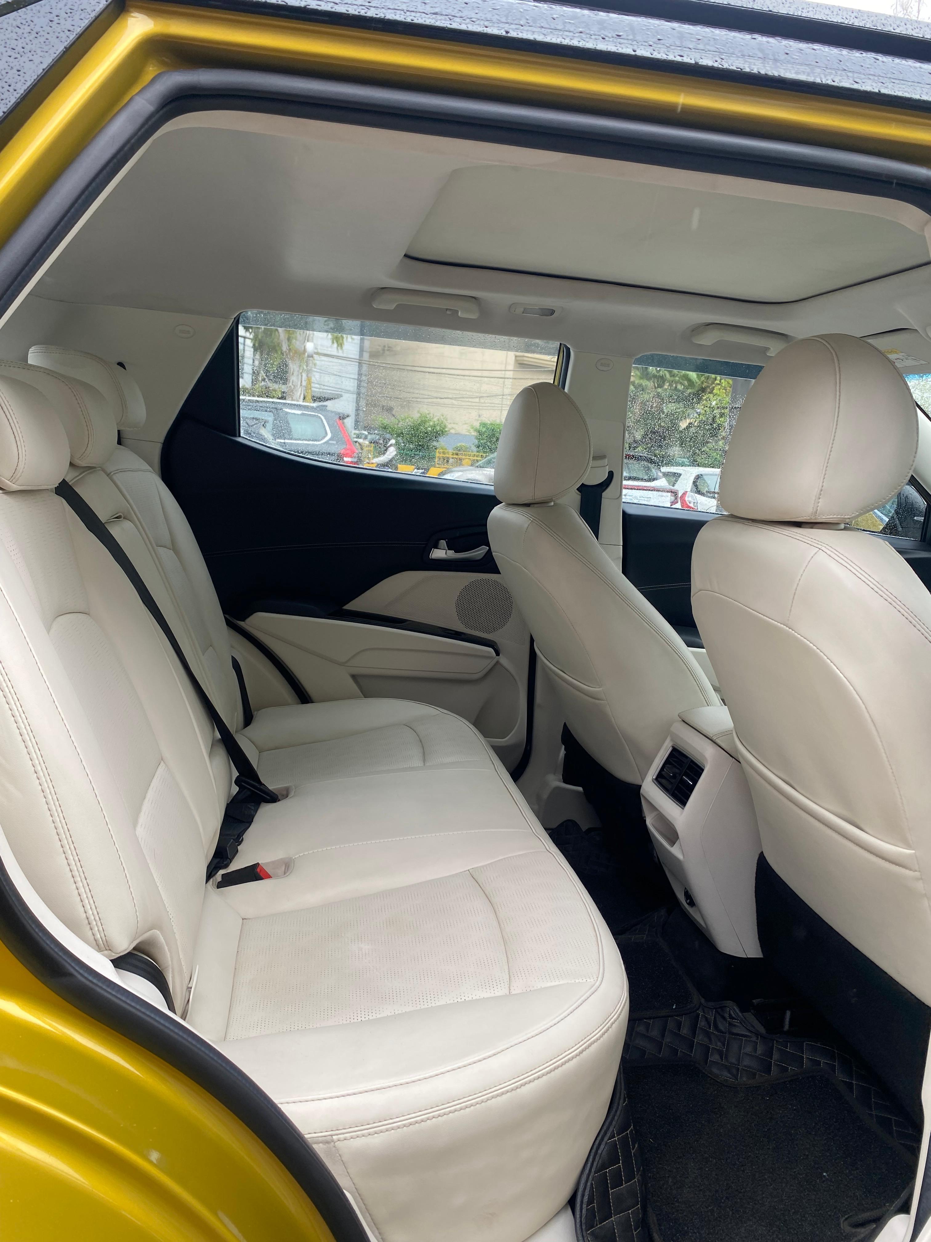 यूज़्ड 2024 महिंद्रा एक्सयूवी 3XO, Fentonganj, Jalandhar 14 यूज़्ड 2024 महिंद्रा एक्सयूवी 3XO, Fentonganj, Jalandhar 14