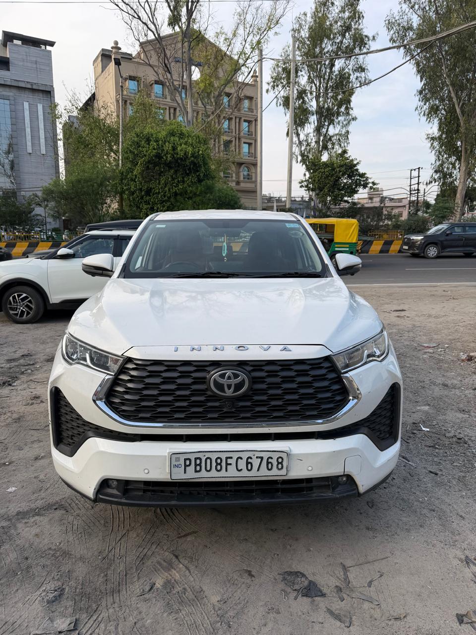 2023 टोयोटा इनोवा हायक्रॉस VX 8 STR 2023 टोयोटा इनोवा हायक्रॉस VX 8 STR