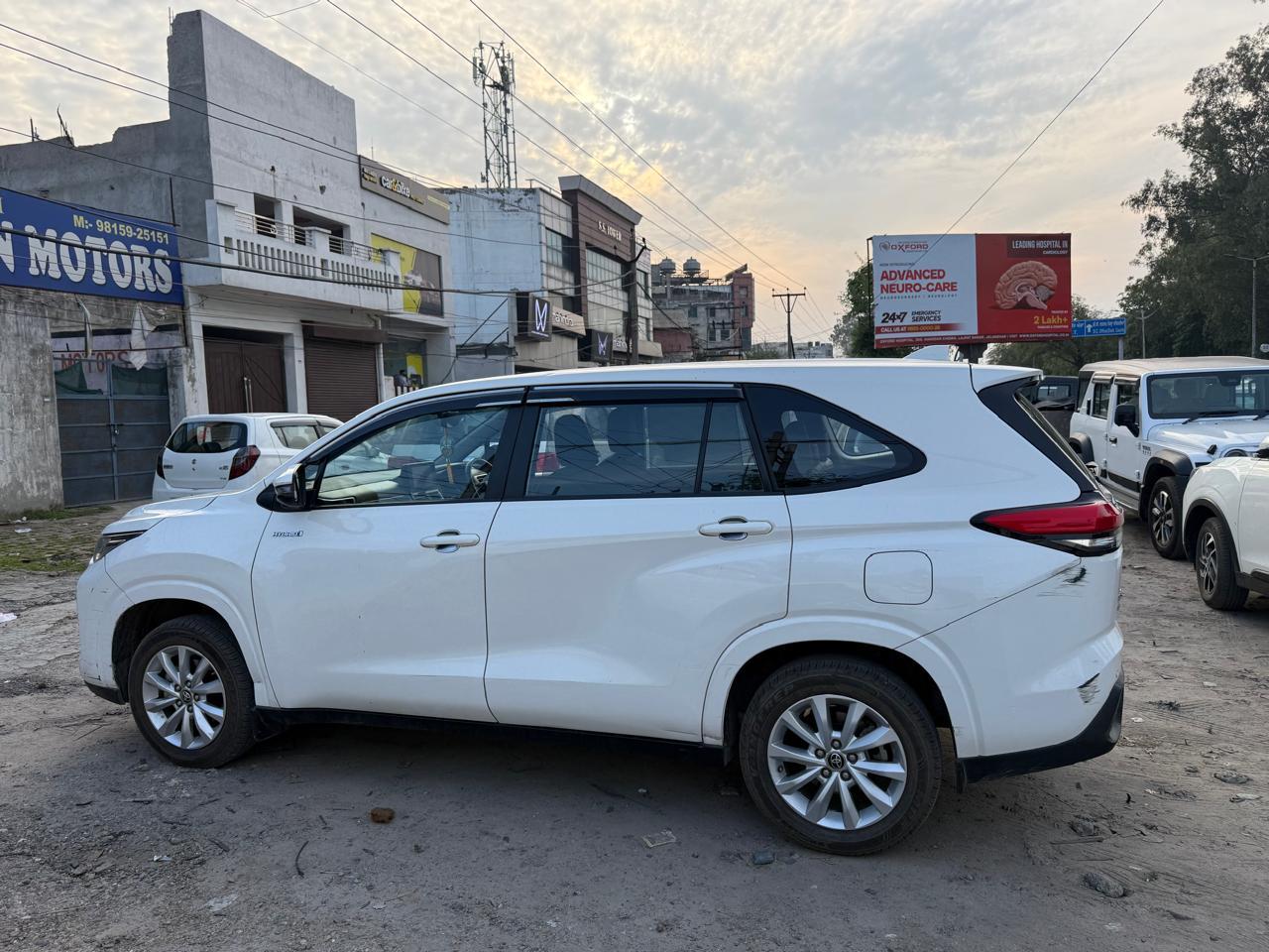 यूज़्ड 2023 टोयोटा इनोवा हायक्रॉस, Fentonganj, Jalandhar 1 यूज़्ड 2023 टोयोटा इनोवा हायक्रॉस, Fentonganj, Jalandhar 1