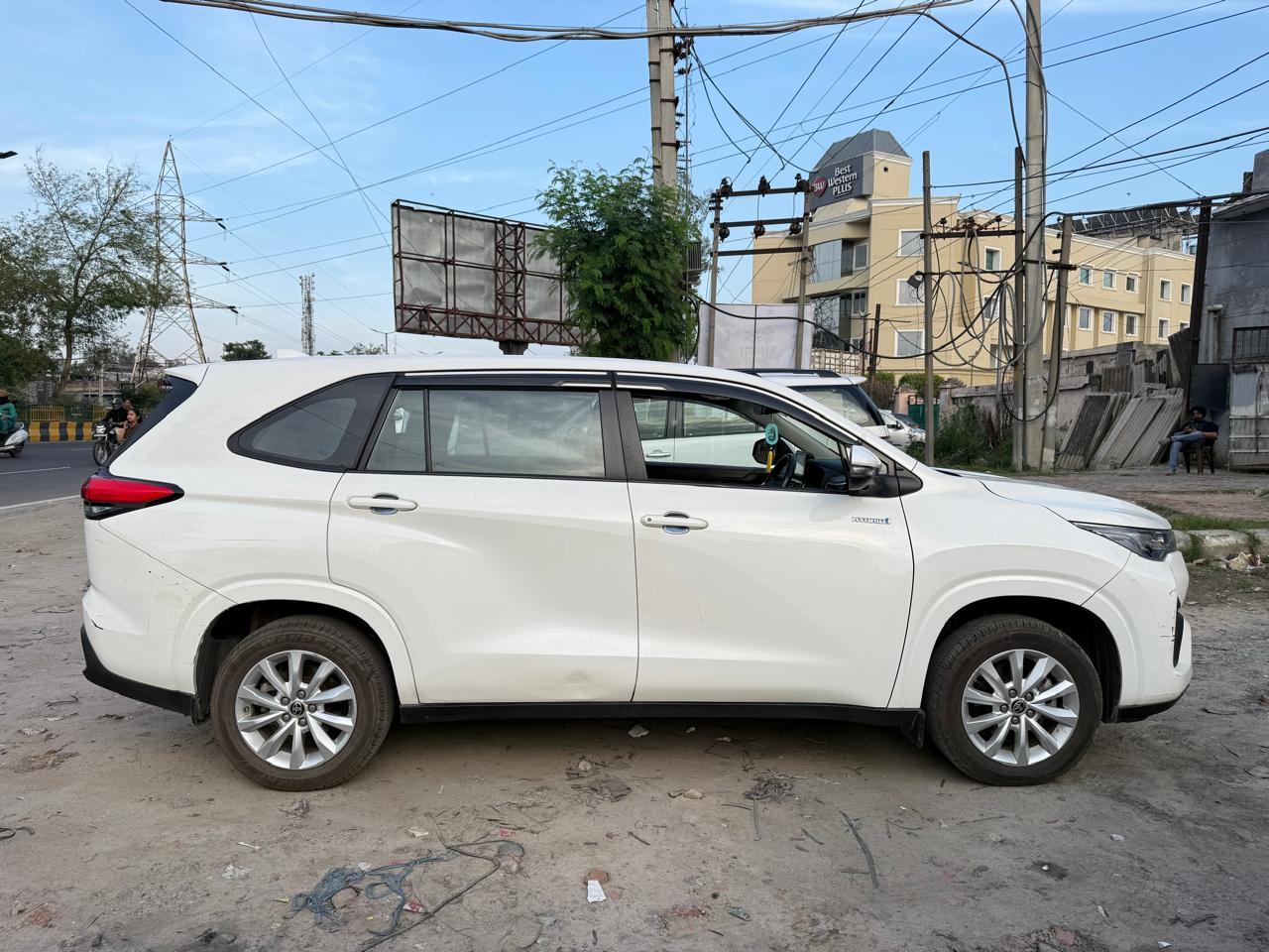 यूज़्ड 2023 टोयोटा इनोवा हायक्रॉस, Fentonganj, Jalandhar 5 यूज़्ड 2023 टोयोटा इनोवा हायक्रॉस, Fentonganj, Jalandhar 5