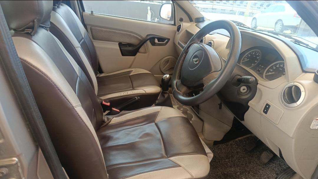 यूज़्ड 2013 महिंद्रा वेरिटो, Alagapuram, Salem 14 यूज़्ड 2013 महिंद्रा वेरिटो, Alagapuram, Salem 14