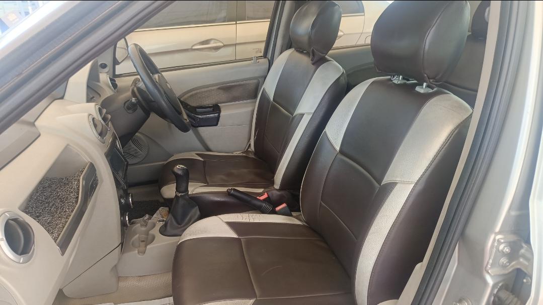 यूज़्ड 2013 महिंद्रा वेरिटो, Alagapuram, Salem 12 यूज़्ड 2013 महिंद्रा वेरिटो, Alagapuram, Salem 12