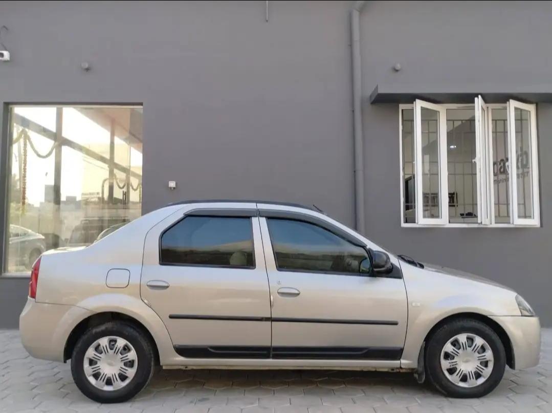 यूज़्ड 2013 महिंद्रा वेरिटो, Alagapuram, Salem 4 यूज़्ड 2013 महिंद्रा वेरिटो, Alagapuram, Salem 4